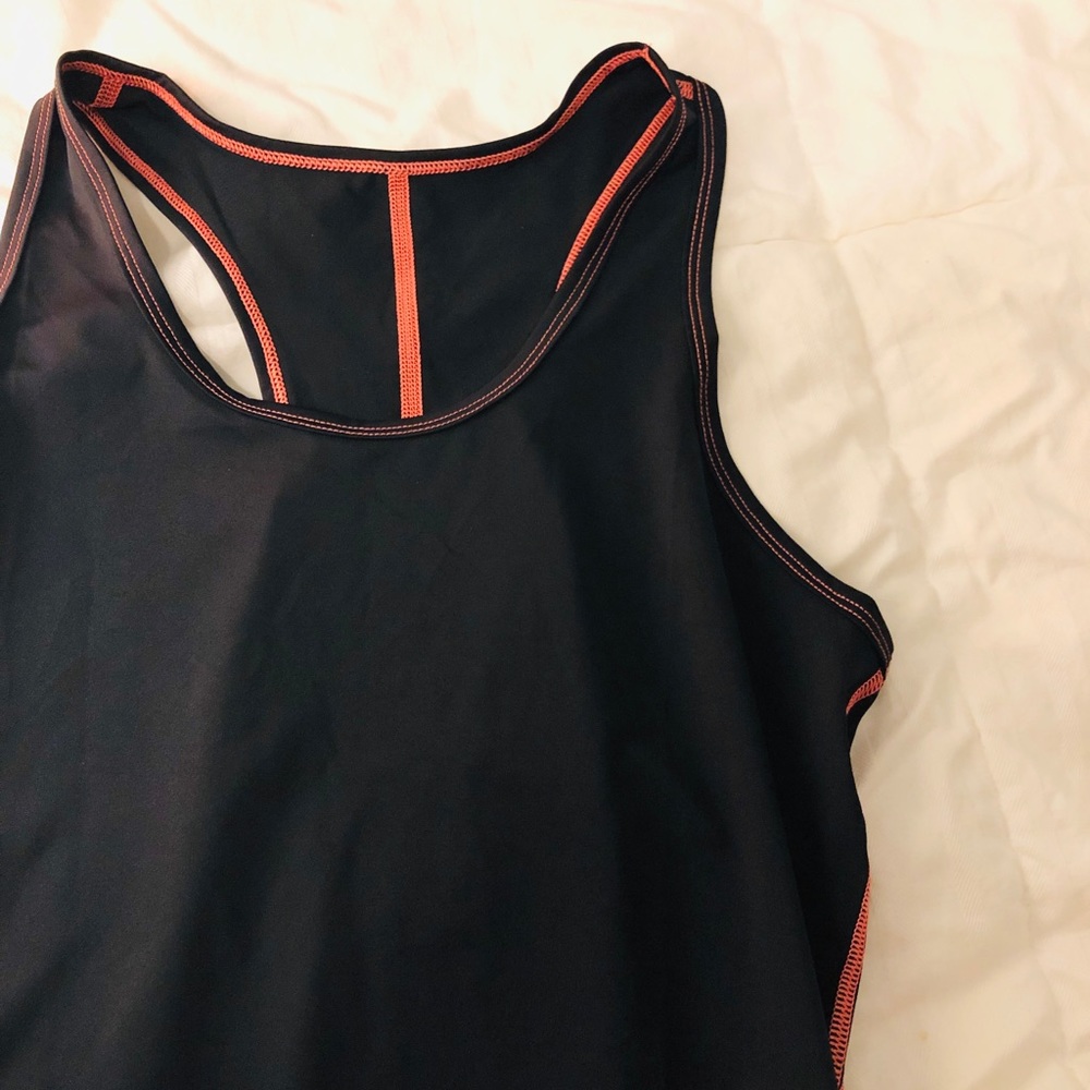 workout tank top